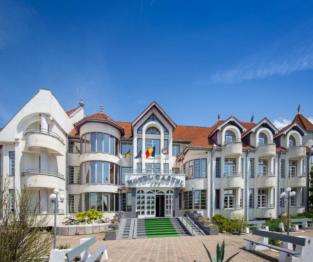 Hotel Castel Sfântu Gheorghe Bagian luar foto